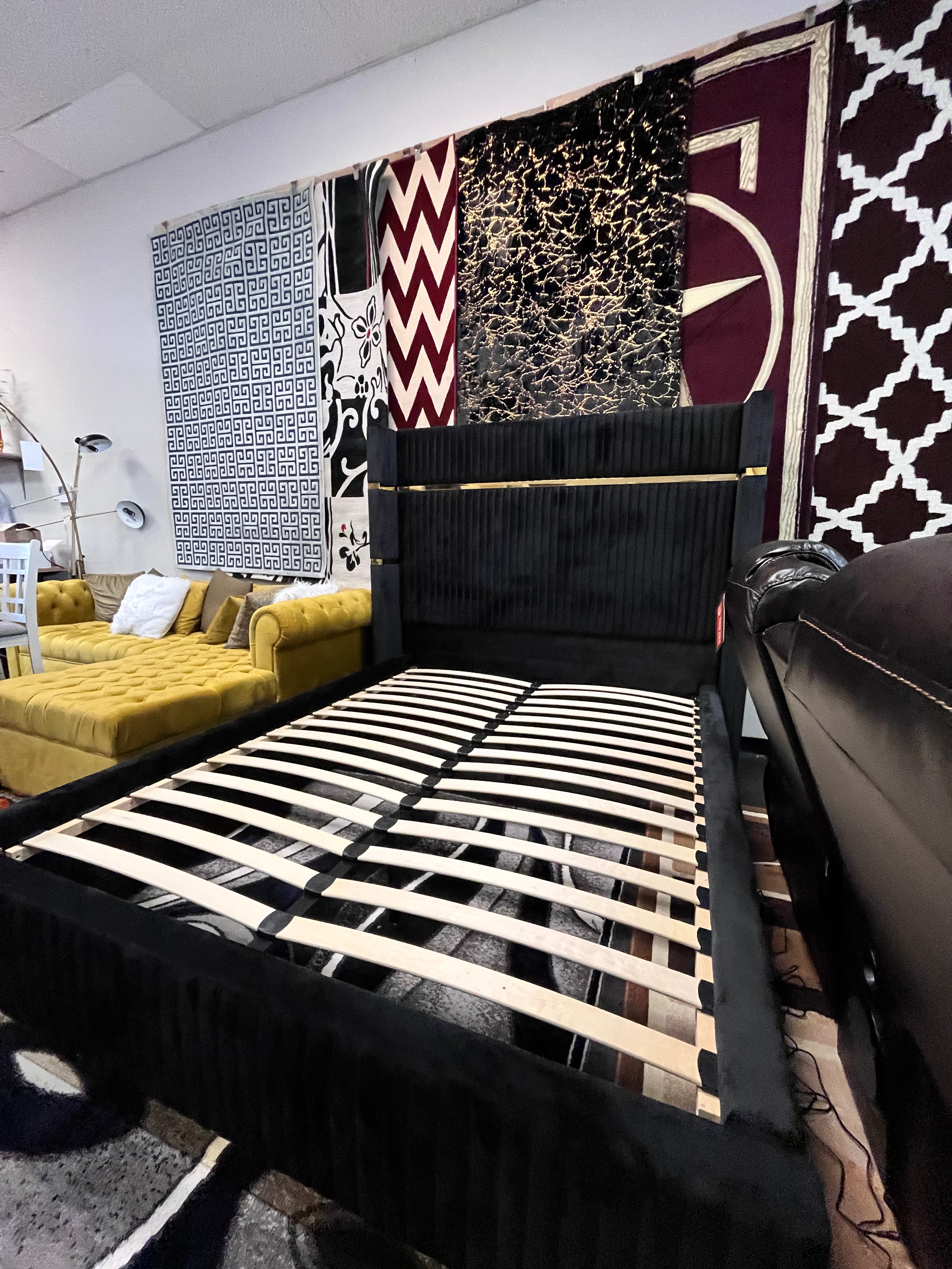 CONROE BLACK VELVET 2 ROOM PACKAGE