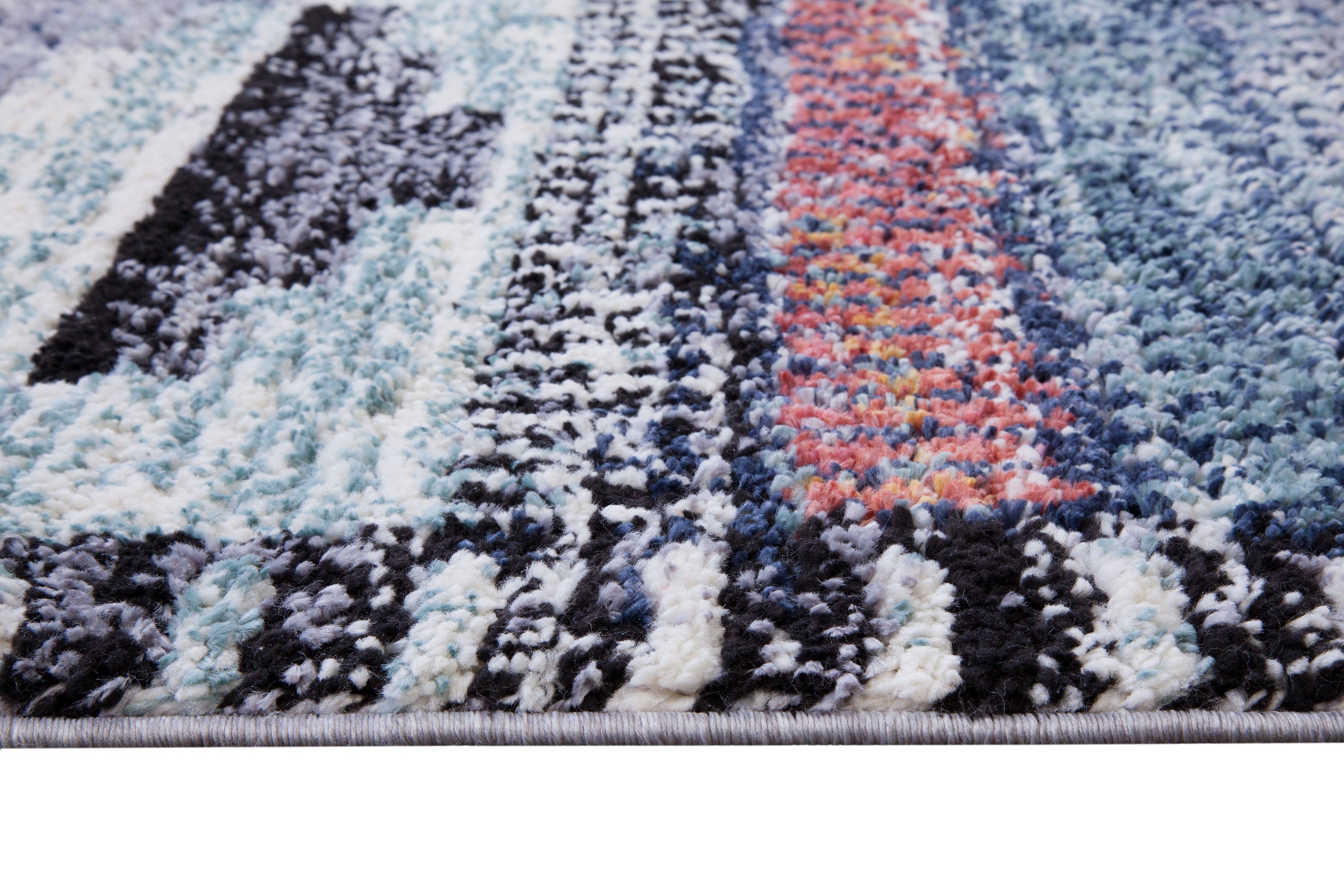 Larkin Black and White Polyester Area Rug 8x10