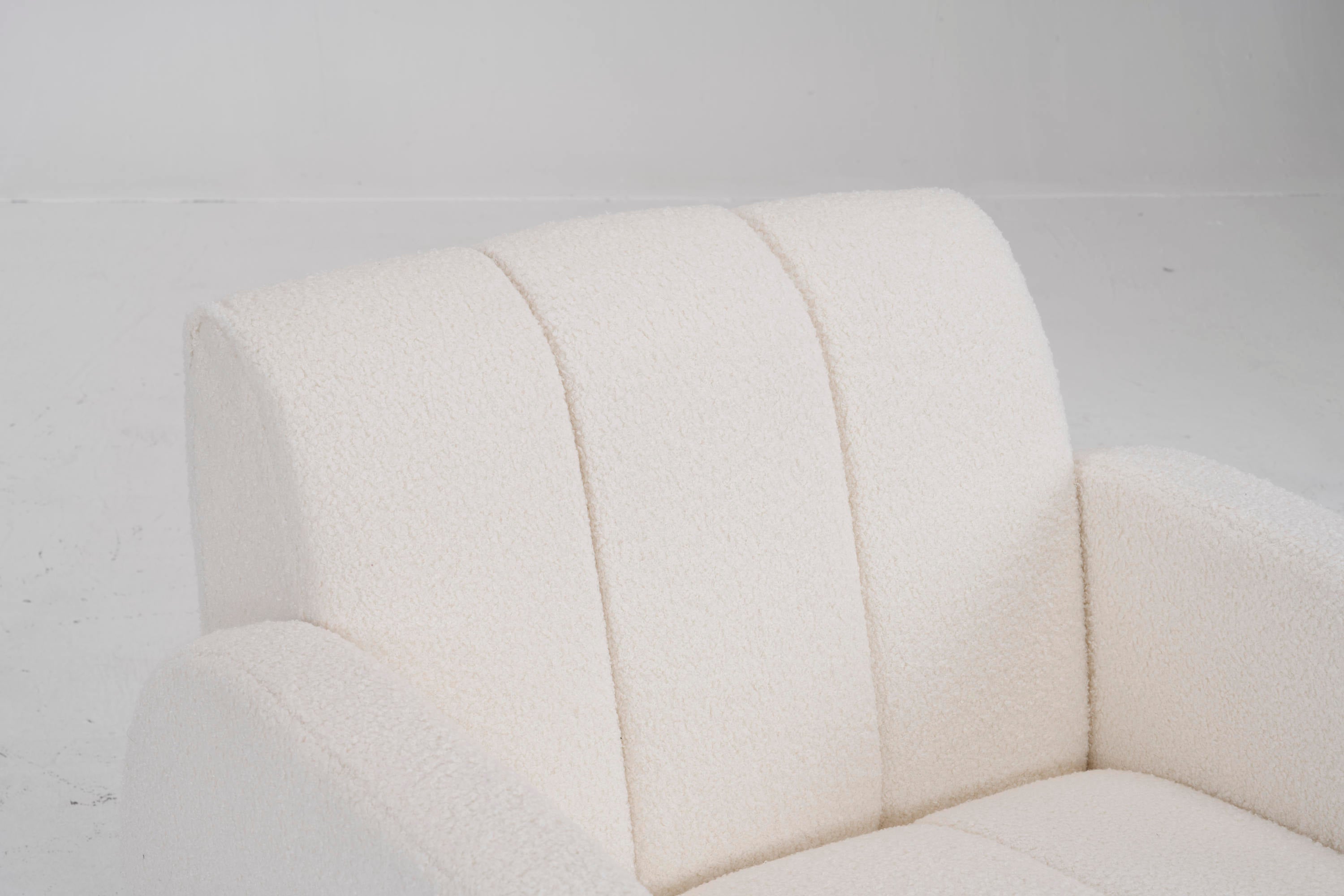 Modern Fabric Upholstered Armchair with Upholstered Reading Chair, Single Sofa, Living Room, Bedroom, Bed, Office Lounge Club Chair, Teddy Velvet