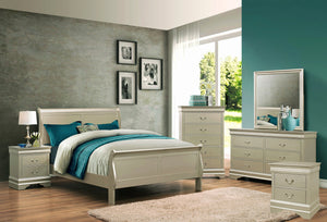 LOUIS PHILLIP COMPLETE BEDROOM SET IN CHAMPAGNE BY CROWNMARK AVAILABLE IN HOUSTON, DALLAS, SAN ANTONIO, & AUSTIN  SKU b3400